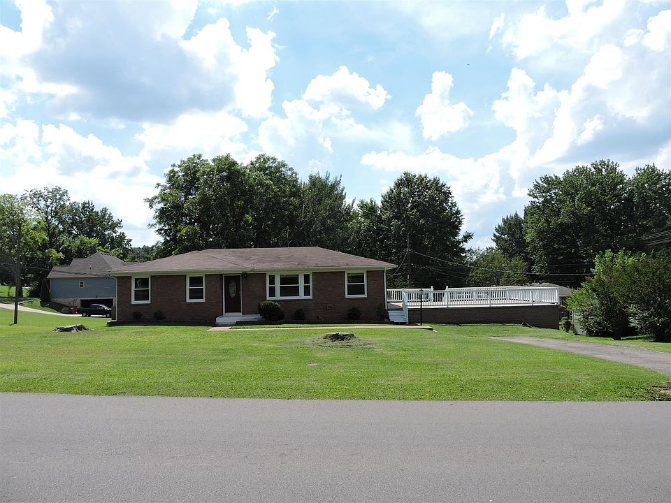 1st image of 212 W Meadow Dr