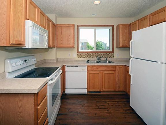 2nd image of 4948 Evergreen Dr N Unit 8