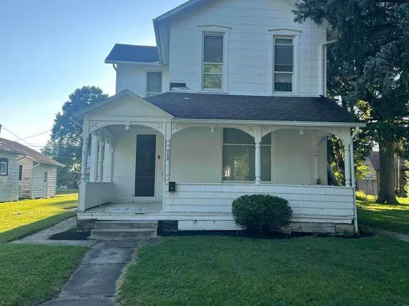 208 N Henry St #1/2, Crestline, OH 44827