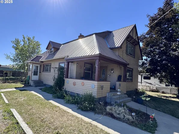 2110 14th St, Baker City, OR 97814