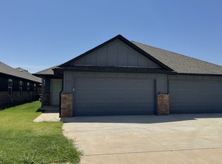 10628 SW 16th St, Yukon, OK 73099