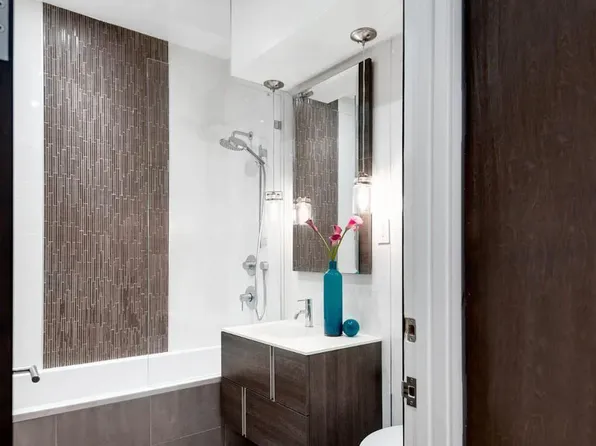 252 West 30th Street image 7 of 8