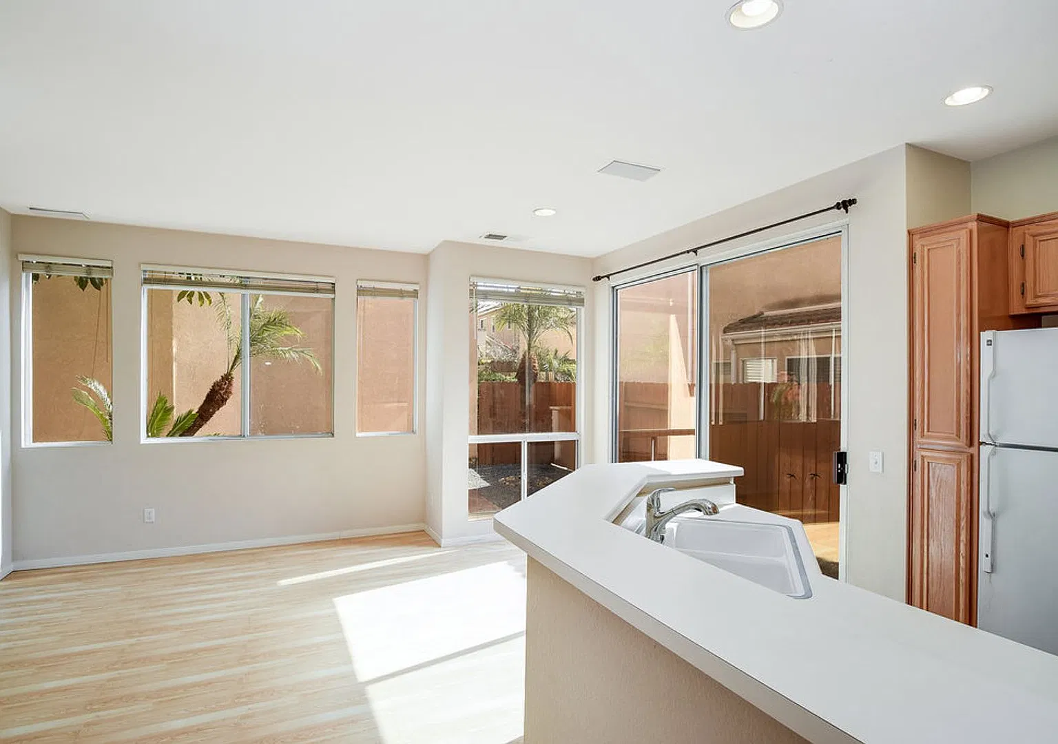 3 bedroom 2.5 bathroom home for rent in Scripps Ranch — Photo 2