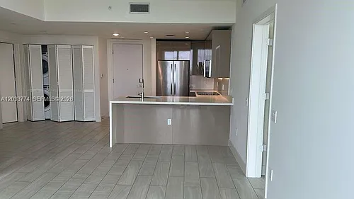 2000 Metropica Way #2111 Photo 1
