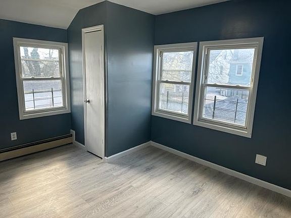 5th image of 11712 144th St #2