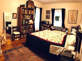 33 Chester St APT 2R, Somerville, MA 02144