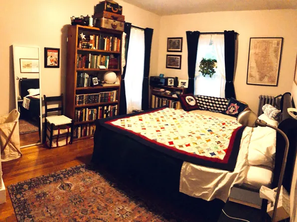 33 Chester St APT 2R, Somerville, MA 02144