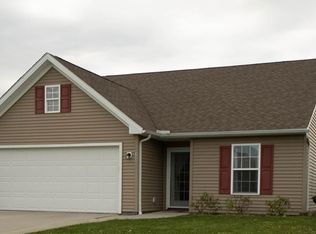 355 Springbrook Cir, Elyria, OH 44035