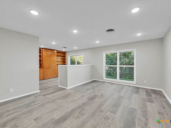 5th image of 1406 Arkansas Ave