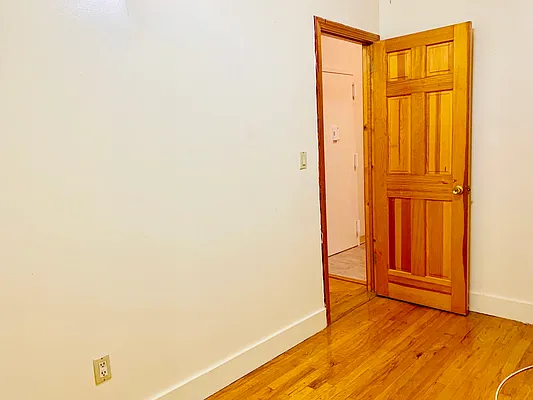 Rented by Corcoran | media 19