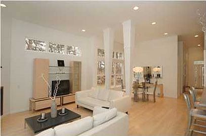 3rd image of 20239 Orchard Ln