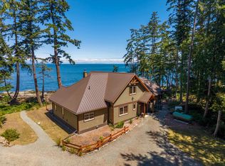 337 E Point Rd, Sunshine Coast, BC V0N 1V1