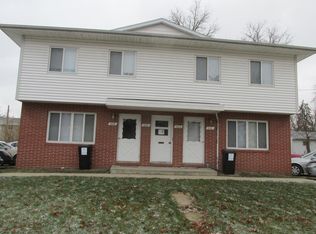 1108 W 20th St, Cedar Falls, IA 50613