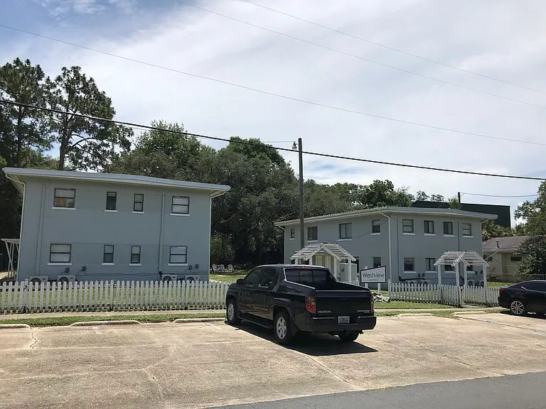 154 Westview Ave — Photo 3