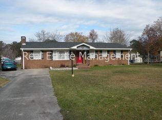 320 Woodhaven Dr, Havelock, NC 28532