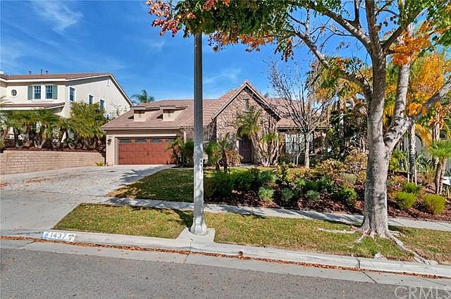 1st image of 1437 Deer Hollow Dr