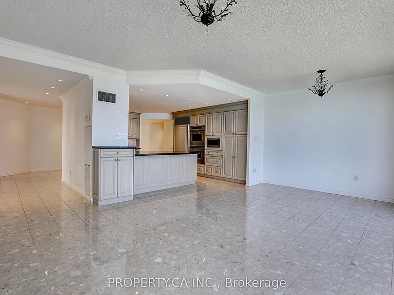 2045 Lake Shore Blvd W #3701 — Photo 9
