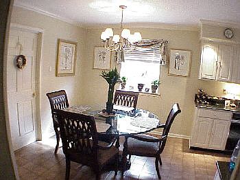 3rd image of 4805 Marseilles Pl