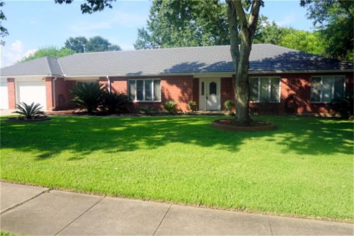 1st image of 18607 Anne Dr