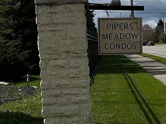 5th image of 5532 Pipers Meadow Dr