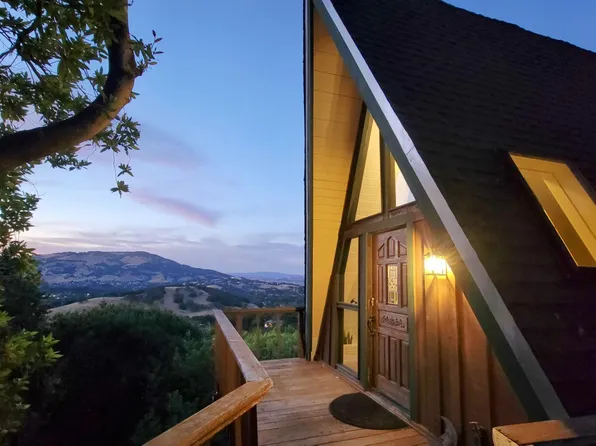 96 Half Moon Rd, Novato, CA