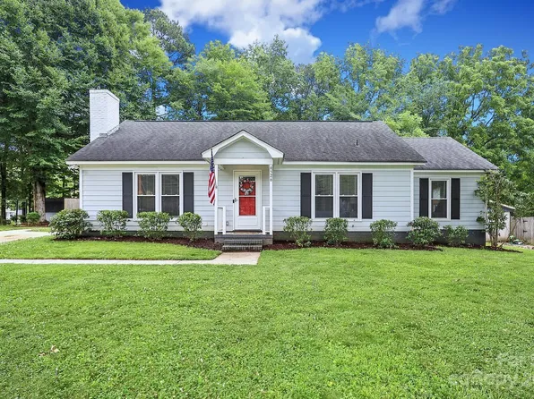 6526 Birdsong Ln, Charlotte, NC 28214