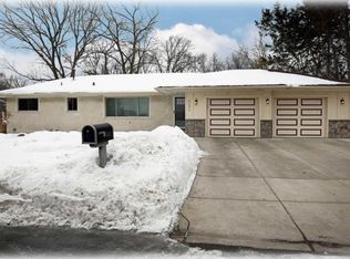 6601 Juneau Ln N, Maple Grove, MN 55311