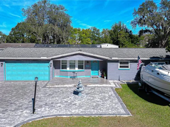 1111 Durant Rd, Brandon, FL 33511