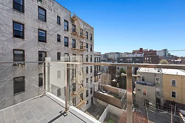 Rented by NY Space Finders Inc.
