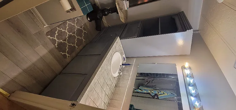 2424 Kara Ct — Photo 9
