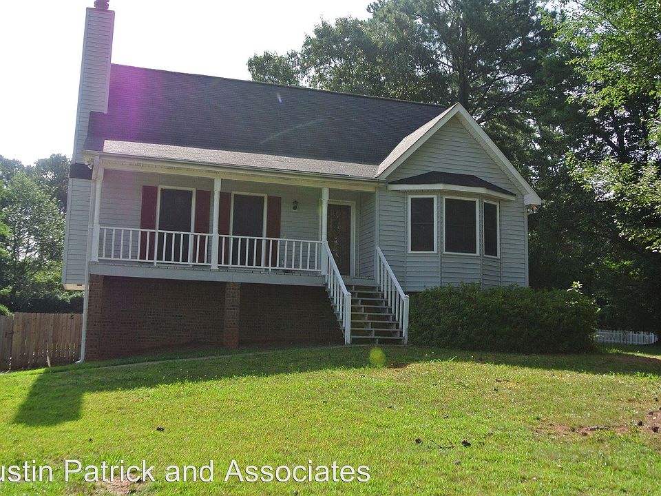 1st image of 93 Farmington Dr