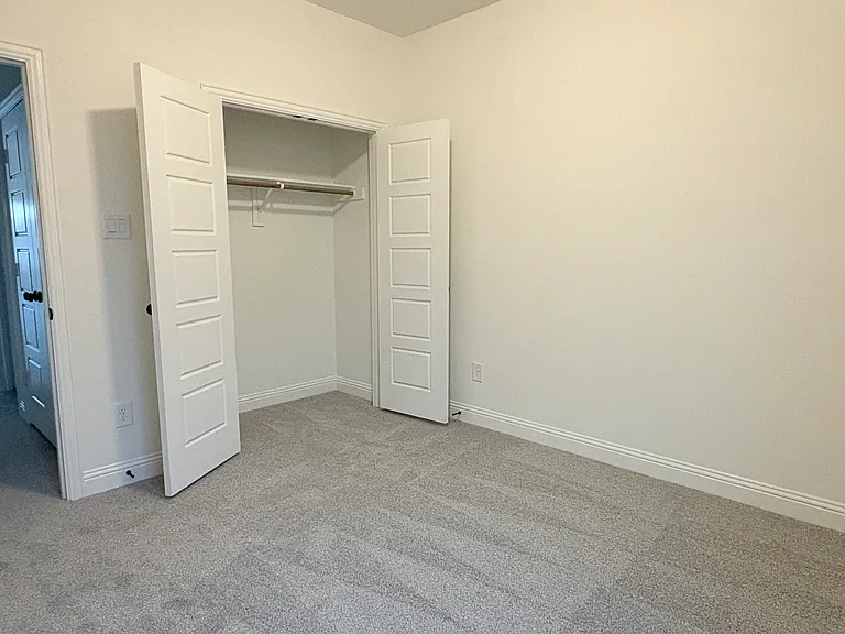 2528 Brunswick Way — Photo 31