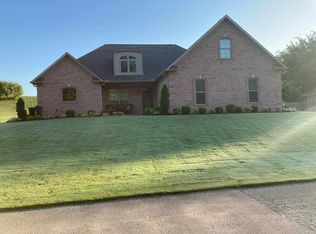 3977 Greenview Cv, Humboldt, TN 38343