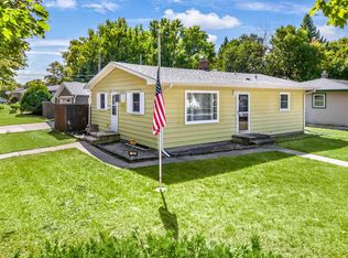 1921 10th Ave N, Moorhead, MN 56560