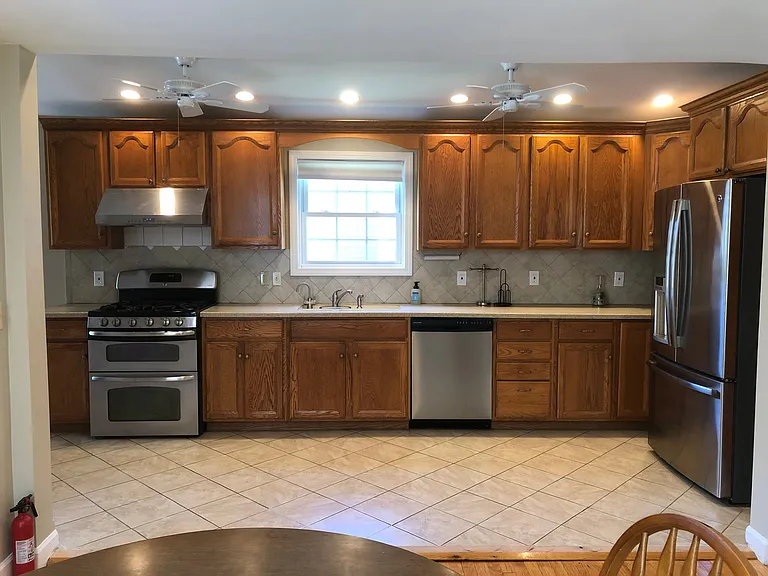 349 Quinnipiac Ave — Photo 3