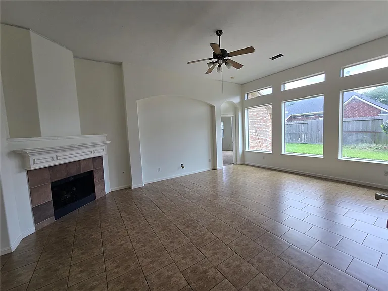 23827 Wispy Way — Photo 3