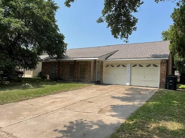 7106 Pella Dr, Houston, TX 77036