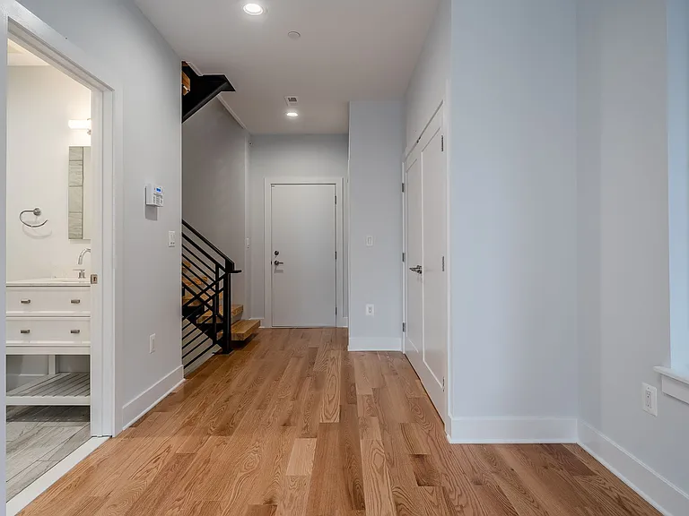 237 Tasker St — Photo 13