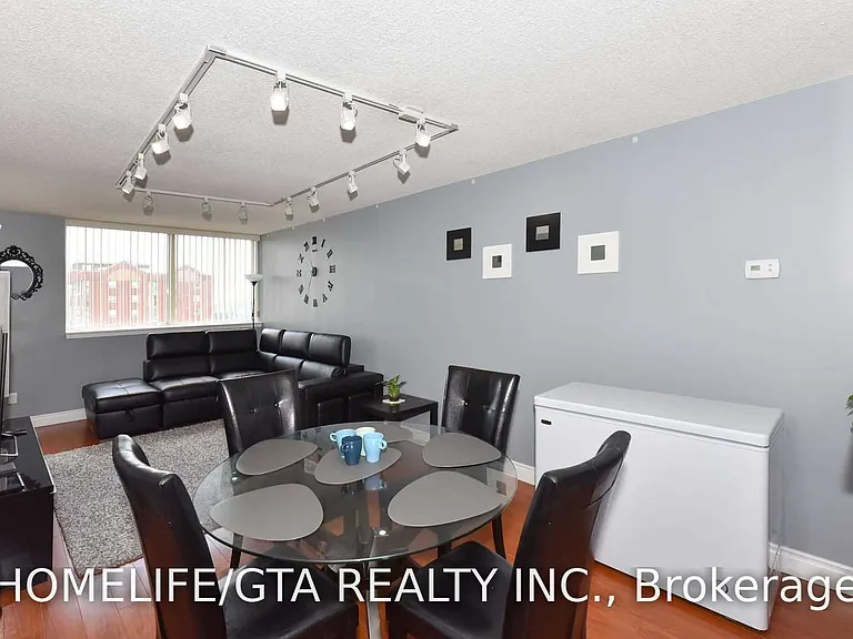 2460 Eglinton Ave E #1710 — Photo 7