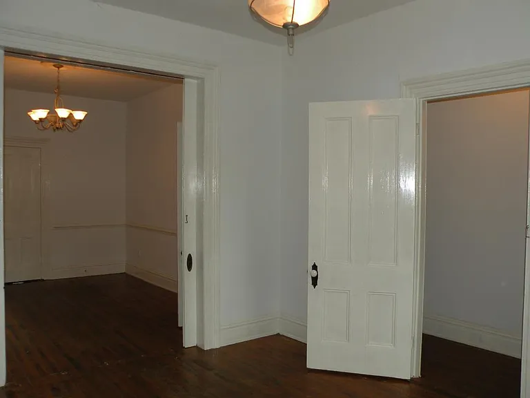 105 S Pine St — Photo 21