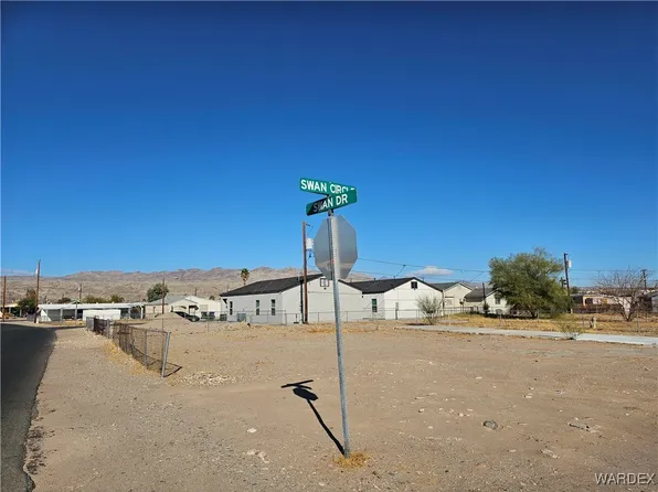 2053 Swan Cir, Bullhead City, AZ 86442