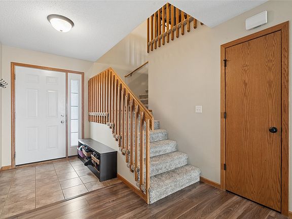 3rd image of 4441 Derby Dr