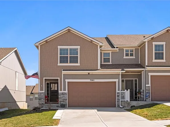 7381 Grand Slam St, Parkville, MO 64152