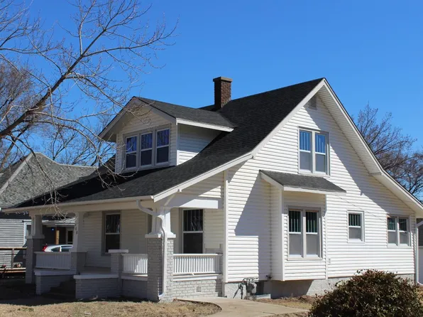 400 NE 7th St, Abilene, KS 67410
