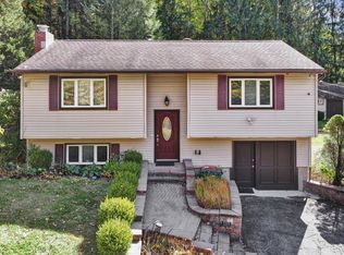 135 Barrett Hill Road, Carmel, NY 10512