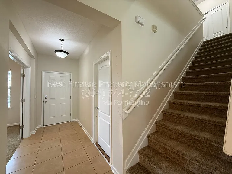 145 Woodfield Ln — Photo 10