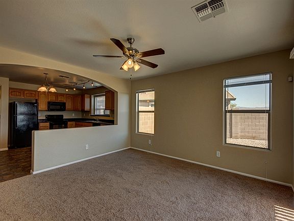 5th image of 37979 N Jonathan St