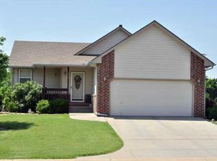 878 S Bedford Ct, Wichita, KS 67207