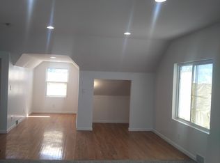 20543 Ashton Ave, Detroit, MI 48219