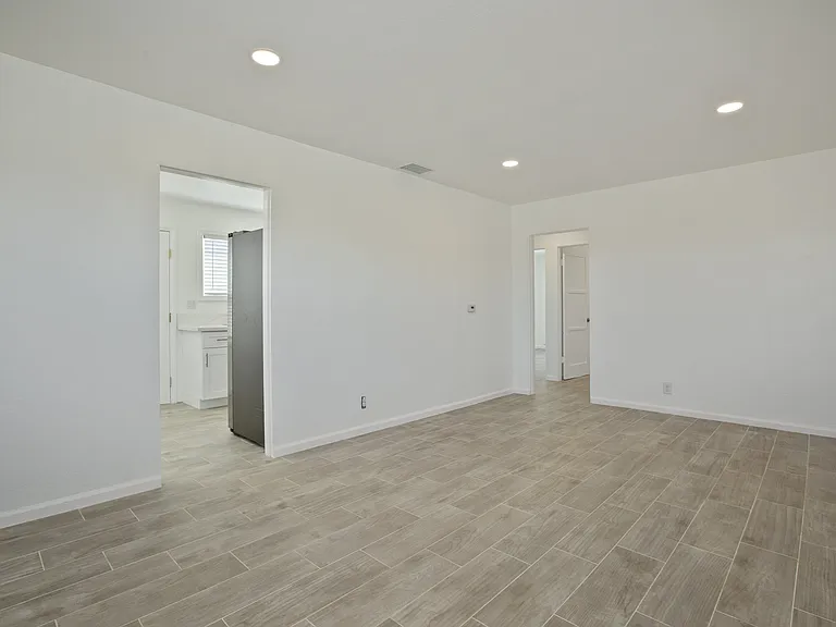 11465 Nardo St — Photo 15